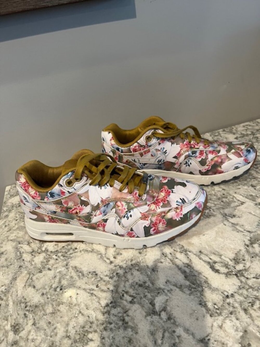 Super Rare Nike Air Max Ultra Milano Sneaker US Size 5